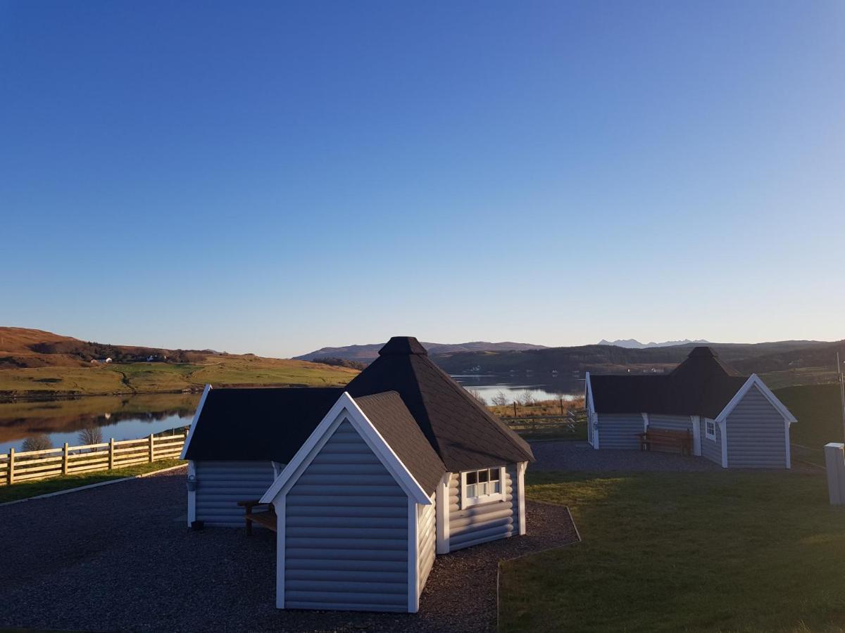 Skye Cabins Skeabost 外观 照片