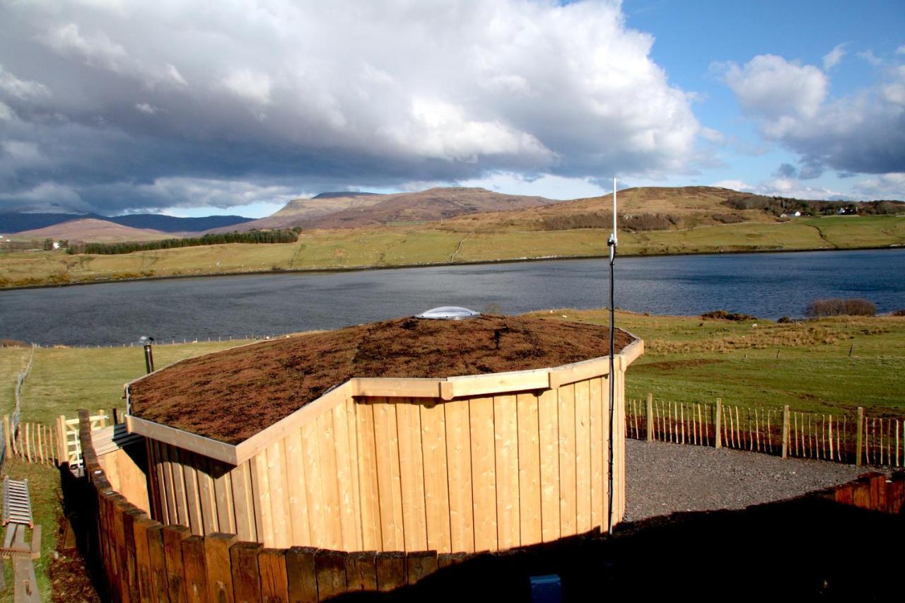 Skye Cabins Skeabost 外观 照片